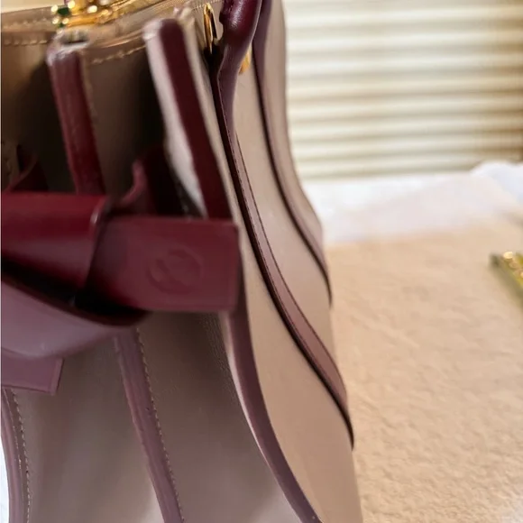 Louis Vuitton Monogram Cuir Plume Very Tote MM Mastic Raisin - Picture 11 of 12